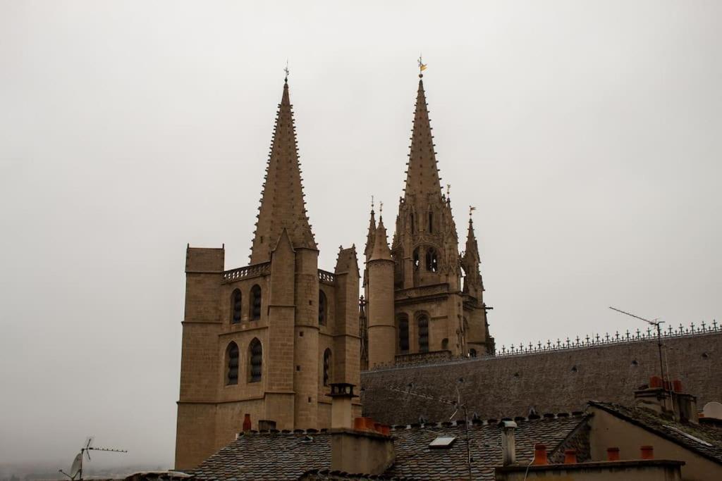 Le Fontaine - Hyper Centre - Vue Cathedrale - Wifi Apartment Mende Exterior photo